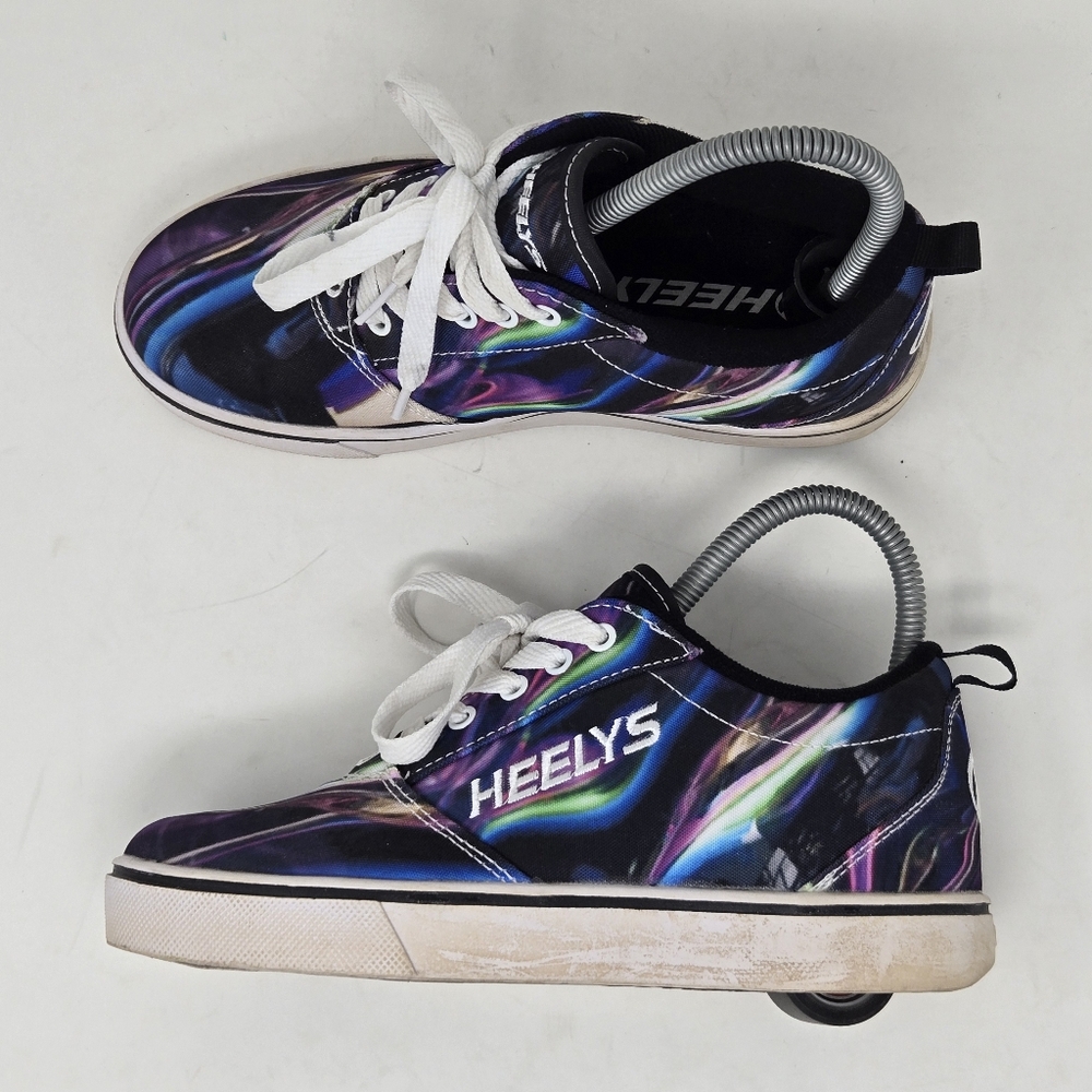 Kid’s Heelys Pro 20 Prints Shoes Multicolor Size 5 Youth 6 Women Roller Wheels